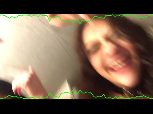❤️ שני תחתוני רגש ברונטיות סקסיות נשארות ממזרות, כלבה מוזרה ☑ סקס אצלנו ❌️